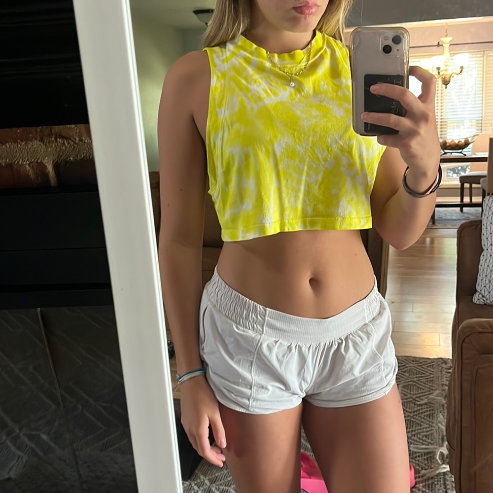 lululemon cropped tank top